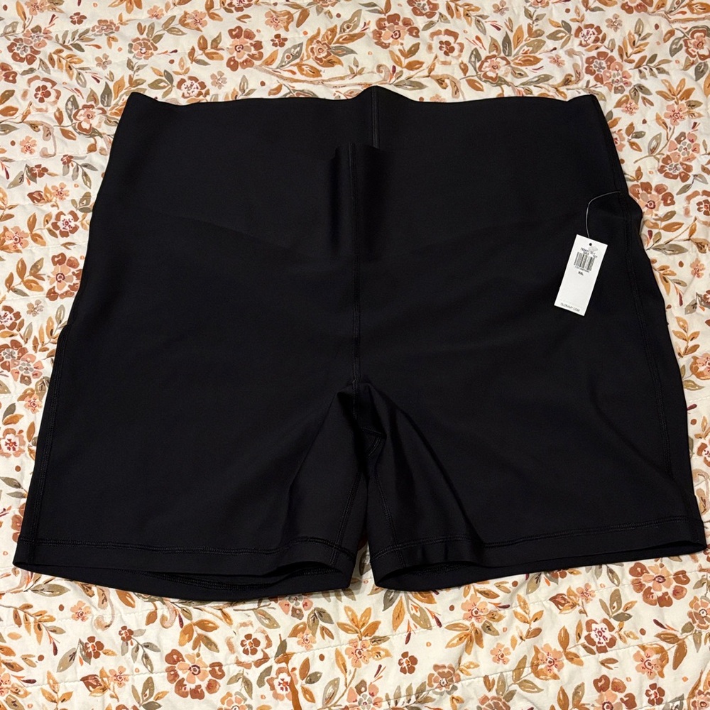 BNWT Old Navy Extra High-Rise biker shorts powersoft sculpt go-dry - size XXL